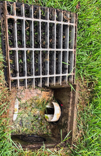 https://blockeddrainsalexanderheights.com.au/uploads/2025/07/stormwater-drains-72611.jpg